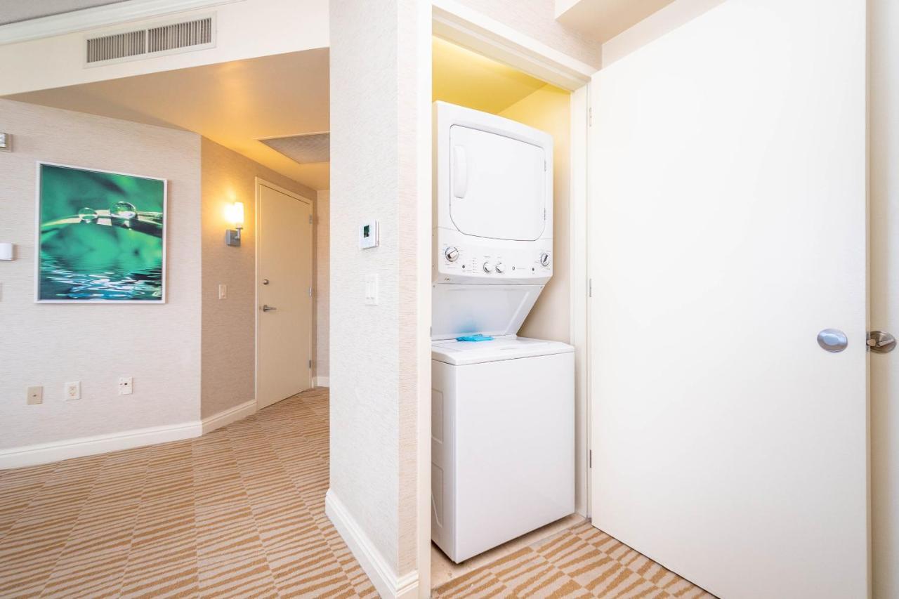 Trump Intl 2 Bedroom Apartment 1600 Sqf Ocean And Bay View Sunny Isles Beach Exterior photo