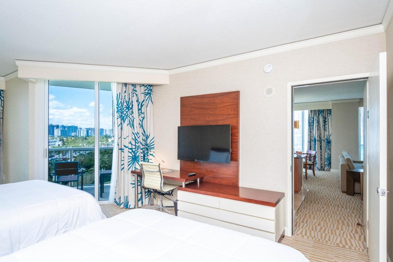 Trump Intl 2 Bedroom Apartment 1600 Sqf Ocean And Bay View Sunny Isles Beach Exterior photo