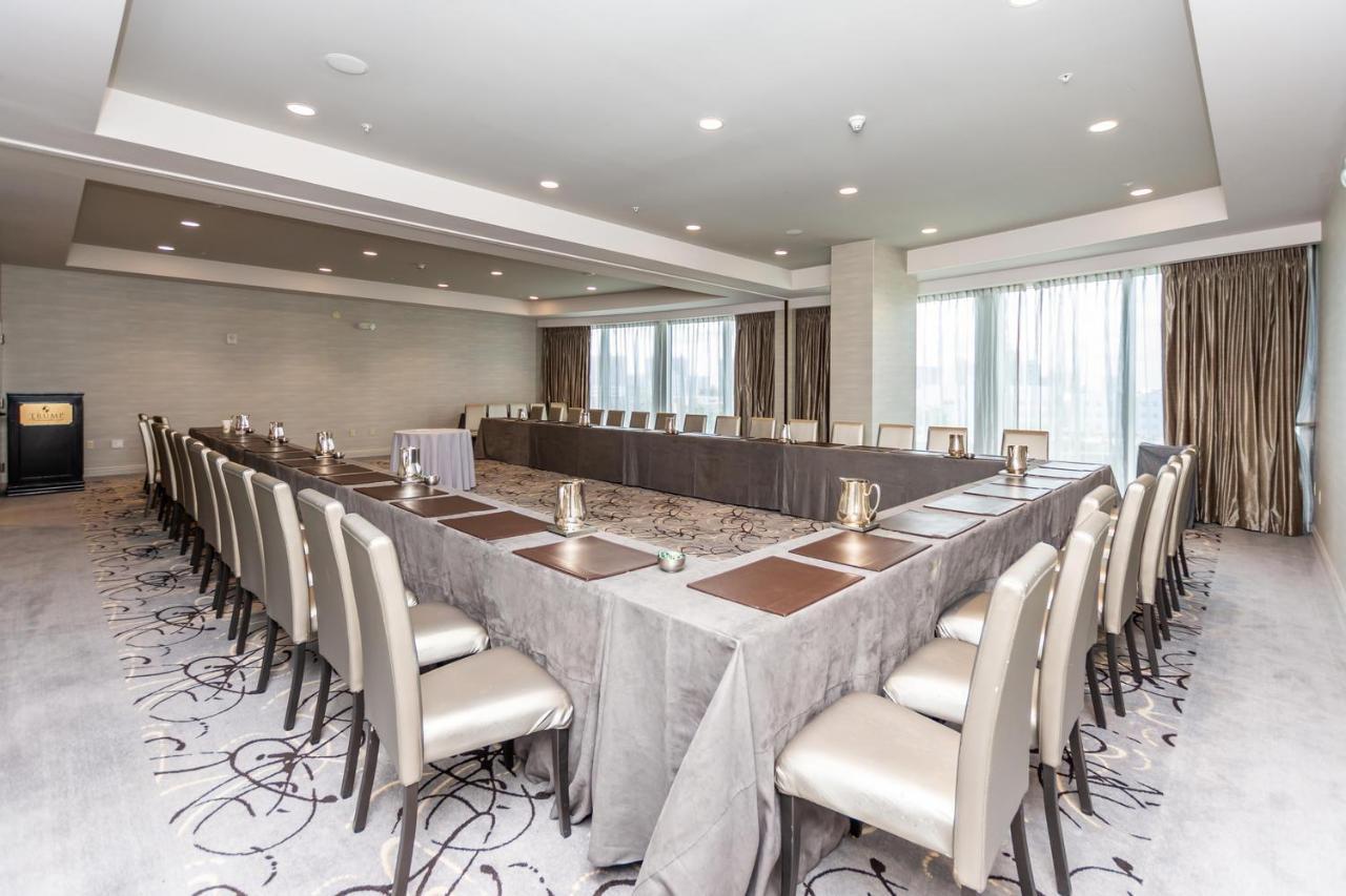 Trump Intl 2 Bedroom Apartment 1600 Sqf Ocean And Bay View Sunny Isles Beach Exterior photo